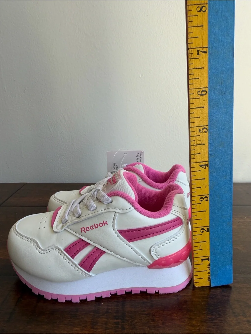 Reebok Classic Light Up Sneakers White Pink Toddler Girls Size 6 New NWOB
